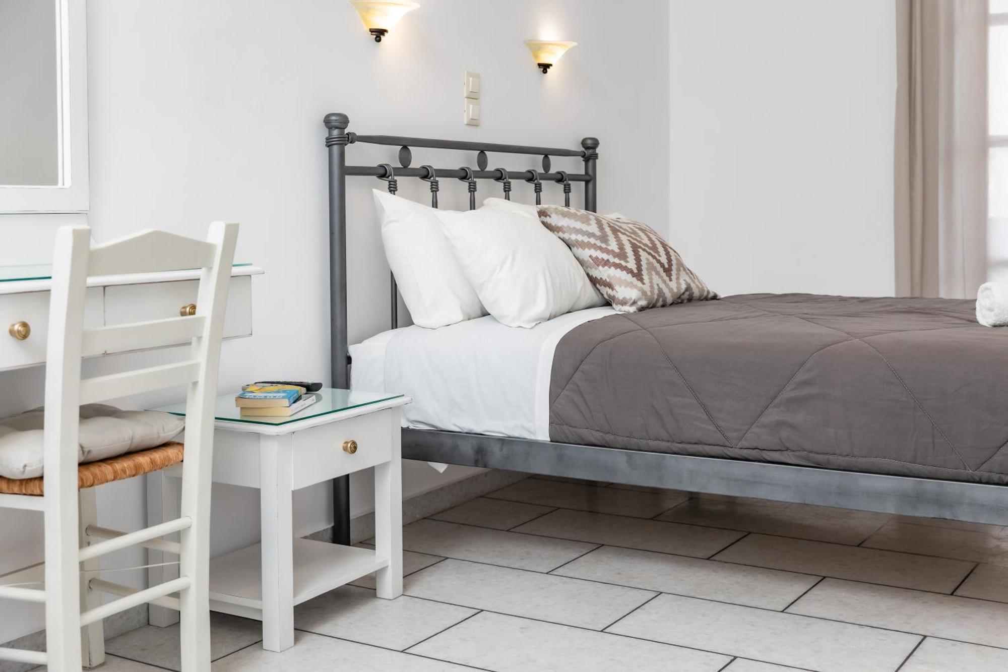 Depis Studios & Apartments Naxos City Extérieur photo