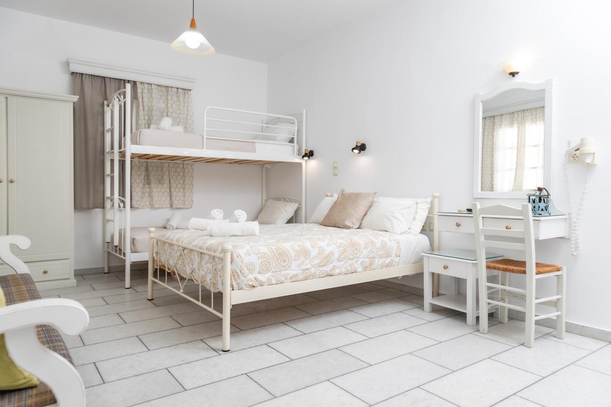 Depis Studios & Apartments Naxos City Extérieur photo