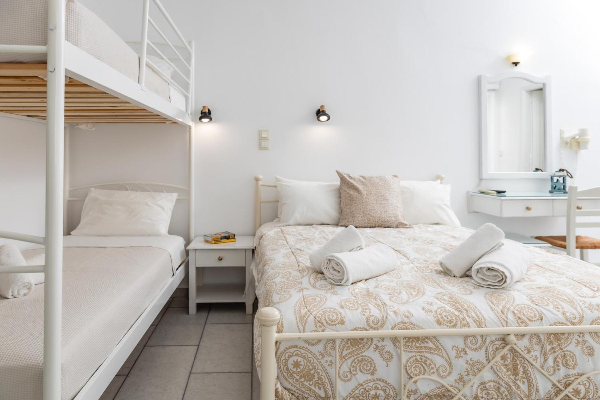 Depis Studios & Apartments Naxos City Extérieur photo